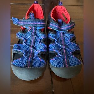 Kids MAP River sandal, Blue and Red Athletic Sandals